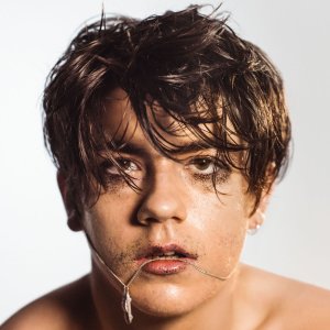 packshot-declanmckenna-whatdoyouthinkaboutthecar