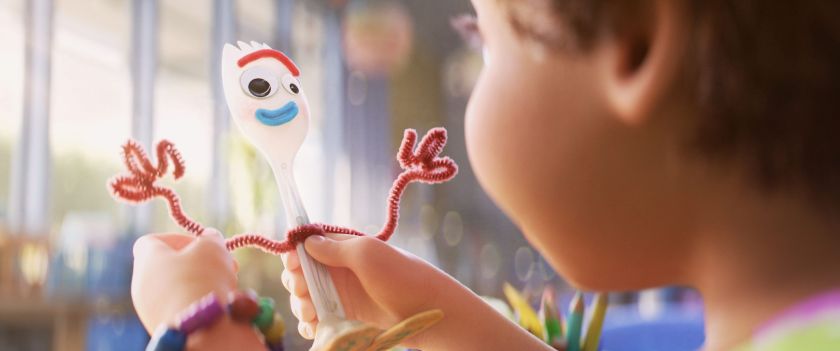 forky-toy-story-4-1560342143
